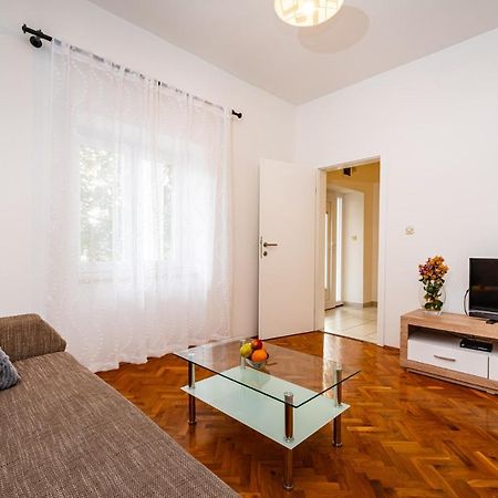 Apartment Eva Maslenica Esterno foto