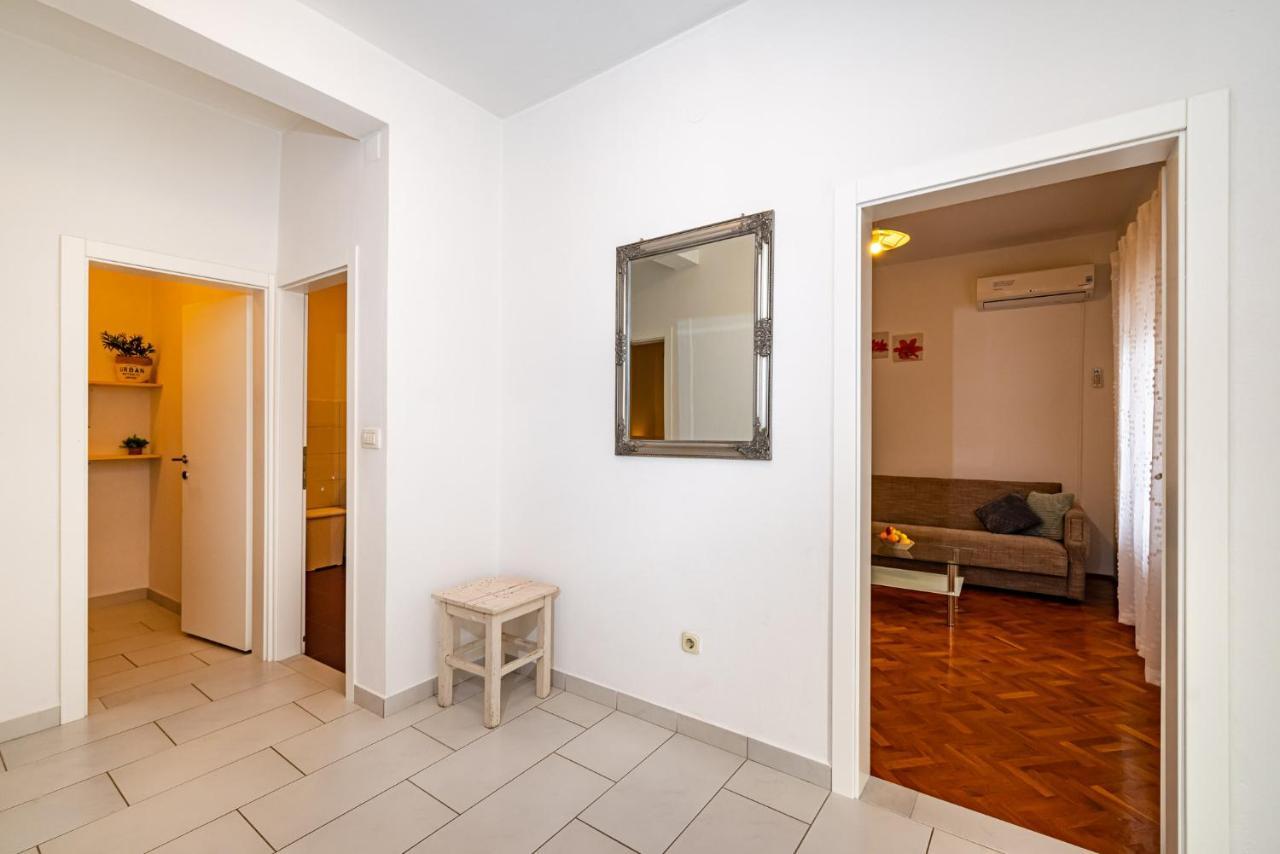 Apartment Eva Maslenica Esterno foto