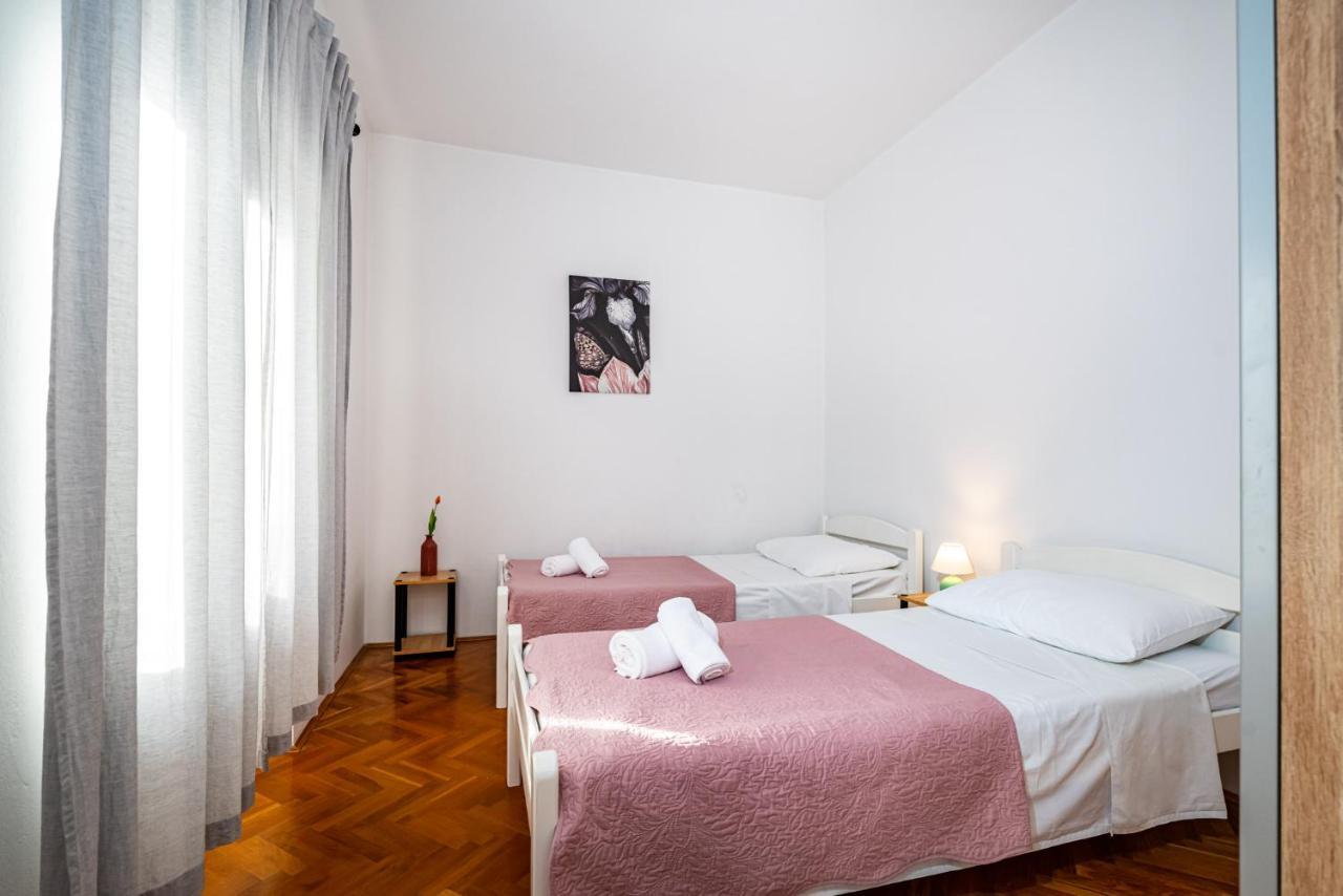 Apartment Eva Maslenica Esterno foto