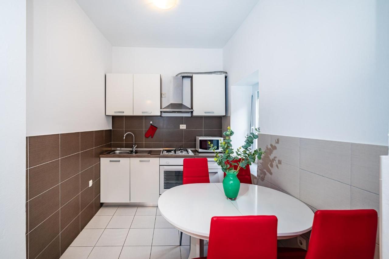 Apartment Eva Maslenica Esterno foto